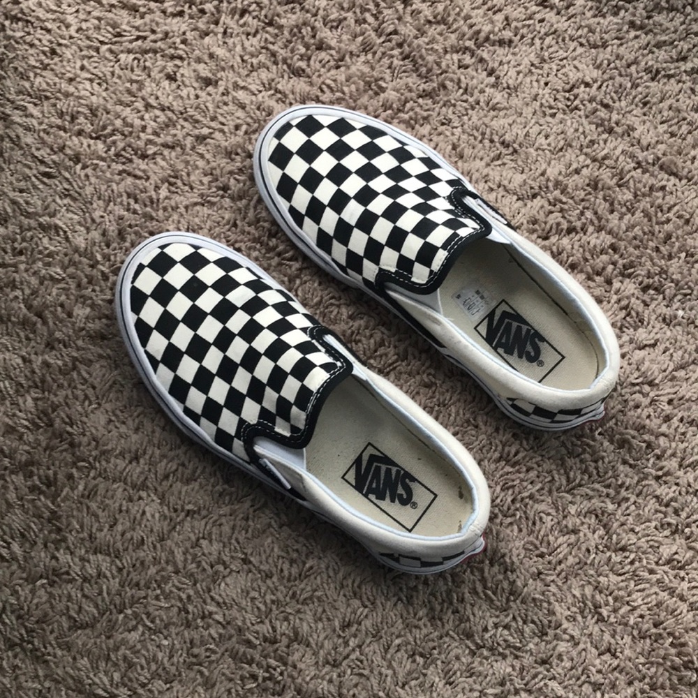 B n W Checkered VANS
